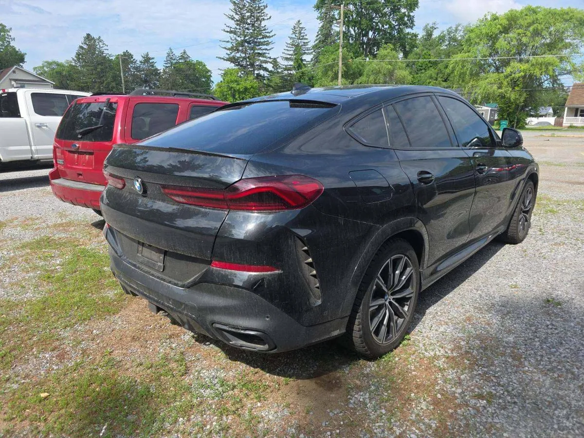 BMW X6 SPORTS ACTIVITY COUPE 2022