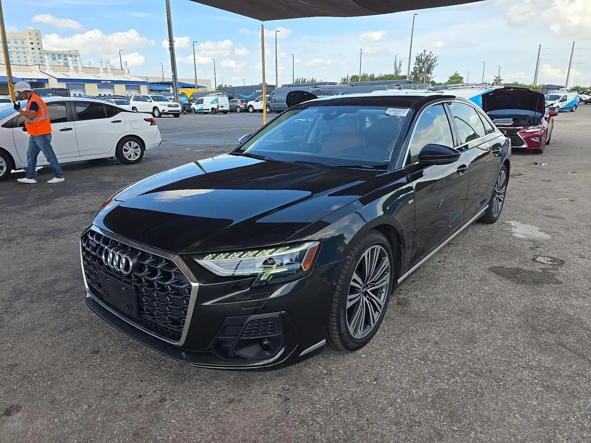 AUDI A8 L 2023