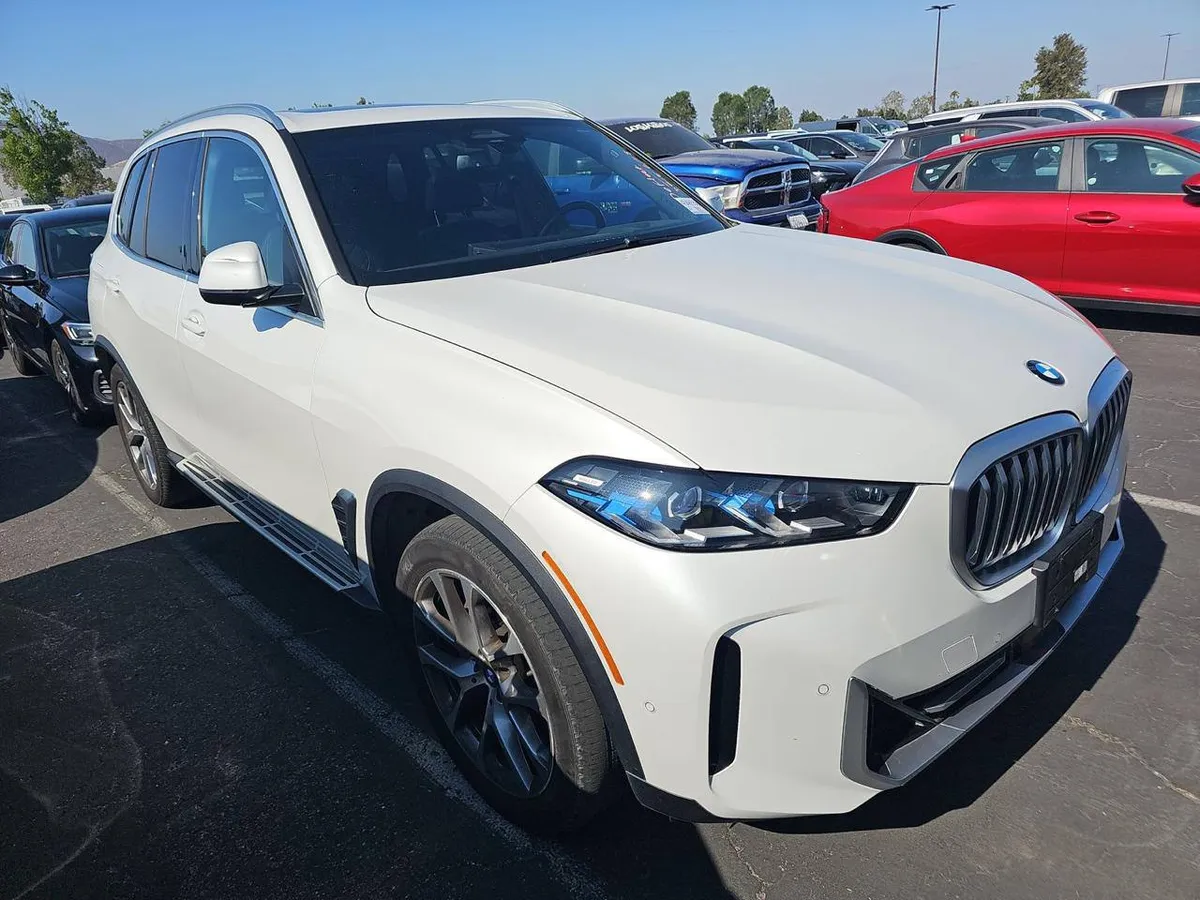BMW X5 SPORTS ACTIVITY VEHICLE 2024