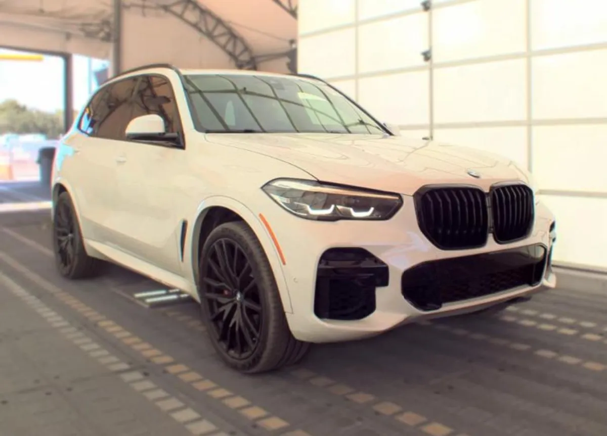 BMW X5 SPORTS ACTIVITY VEHICLE 2023