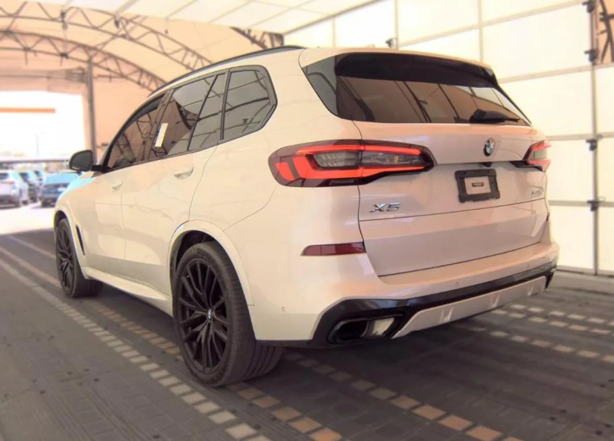 BMW X5 SPORTS ACTIVITY VEHICLE 2023