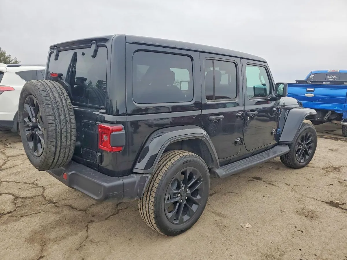 JEEP WRANGLER SAHARA 4XE 2025