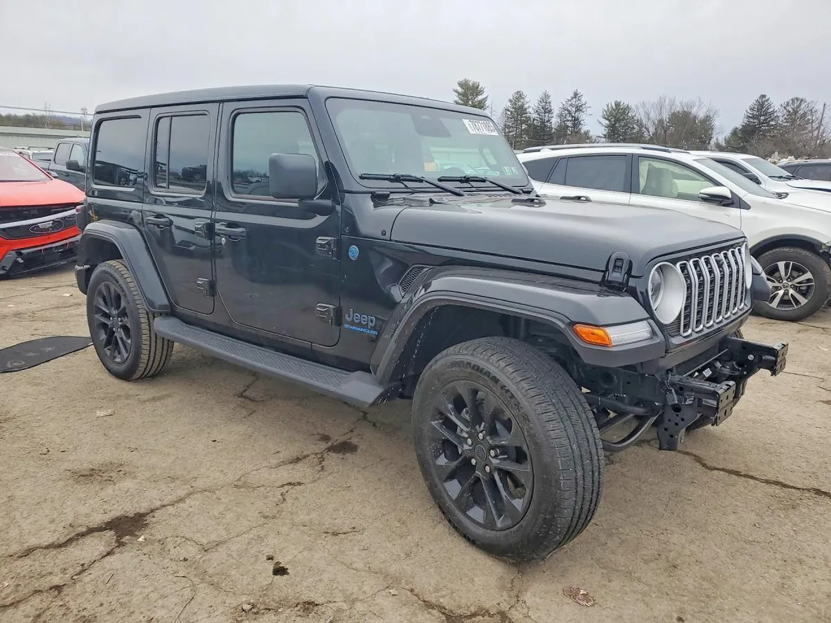 JEEP WRANGLER SAHARA 4XE 2025