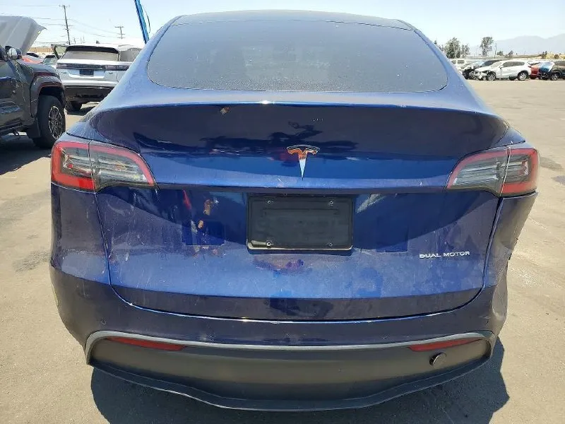 TESLA MODEL Y DUAL MOTOR 2022