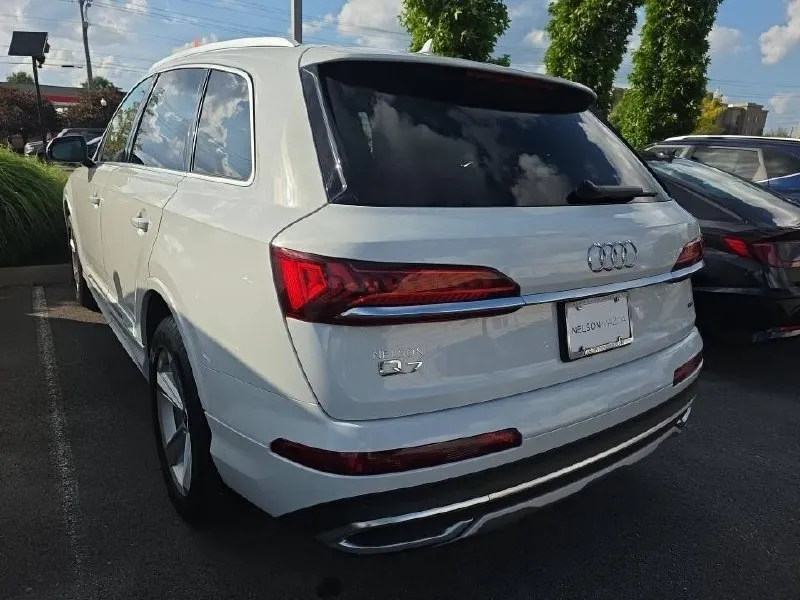 AUDI Q7 PREMIUM 2023