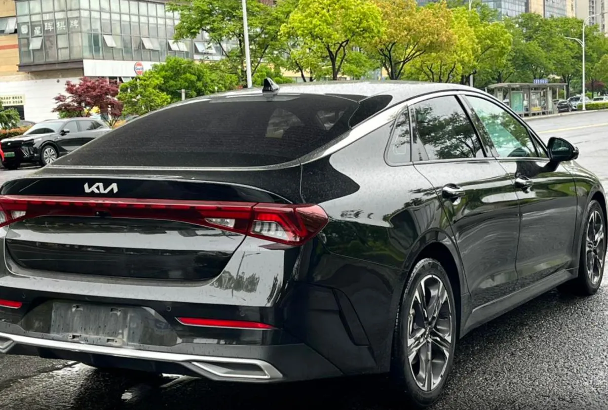 KIA K5 2021