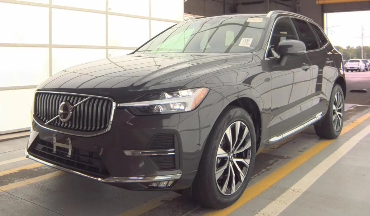 VOLVO XC60 B5 PLUS BRIGHT 2023