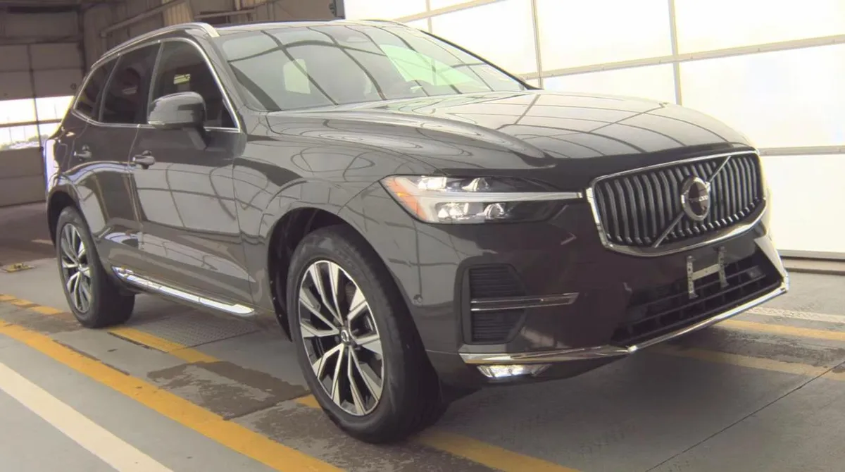 VOLVO XC60 B5 PLUS BRIGHT 2023