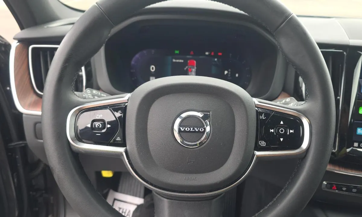 VOLVO XC60 B5 PLUS BRIGHT 2023