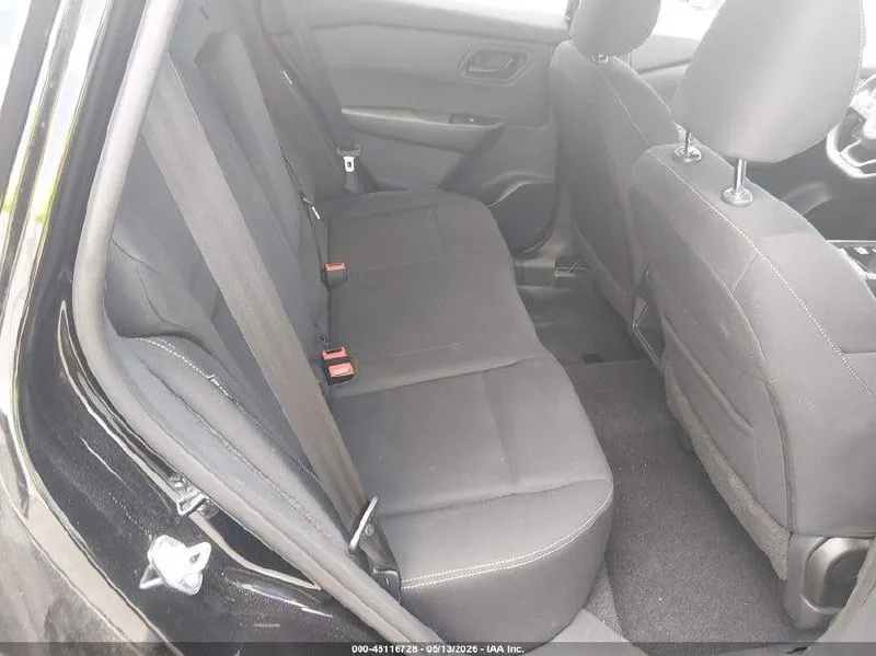 NISSAN ROGUE 2024