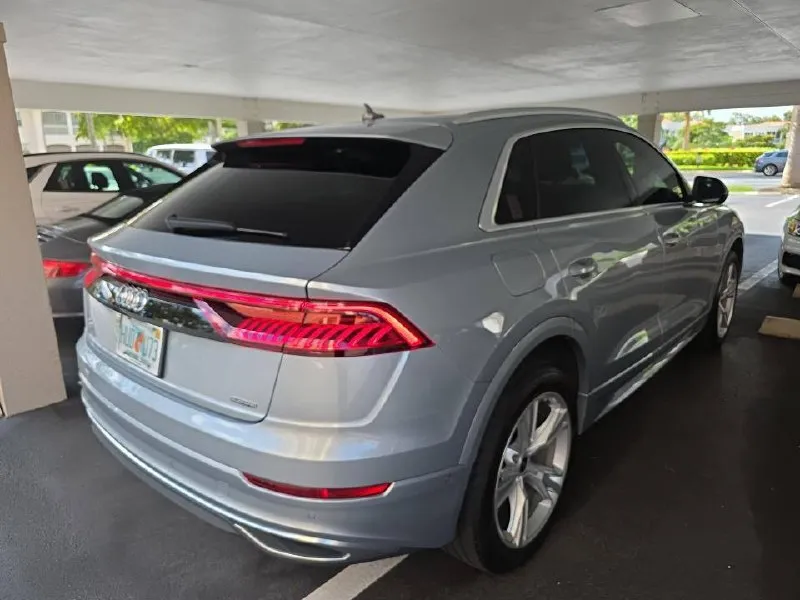 AUDI Q8 PREMIUM 2023