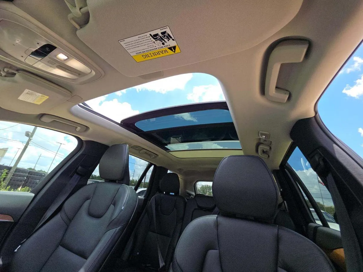 VOLVO XC90 B5 PLUS 7-PASSENGER 2023
