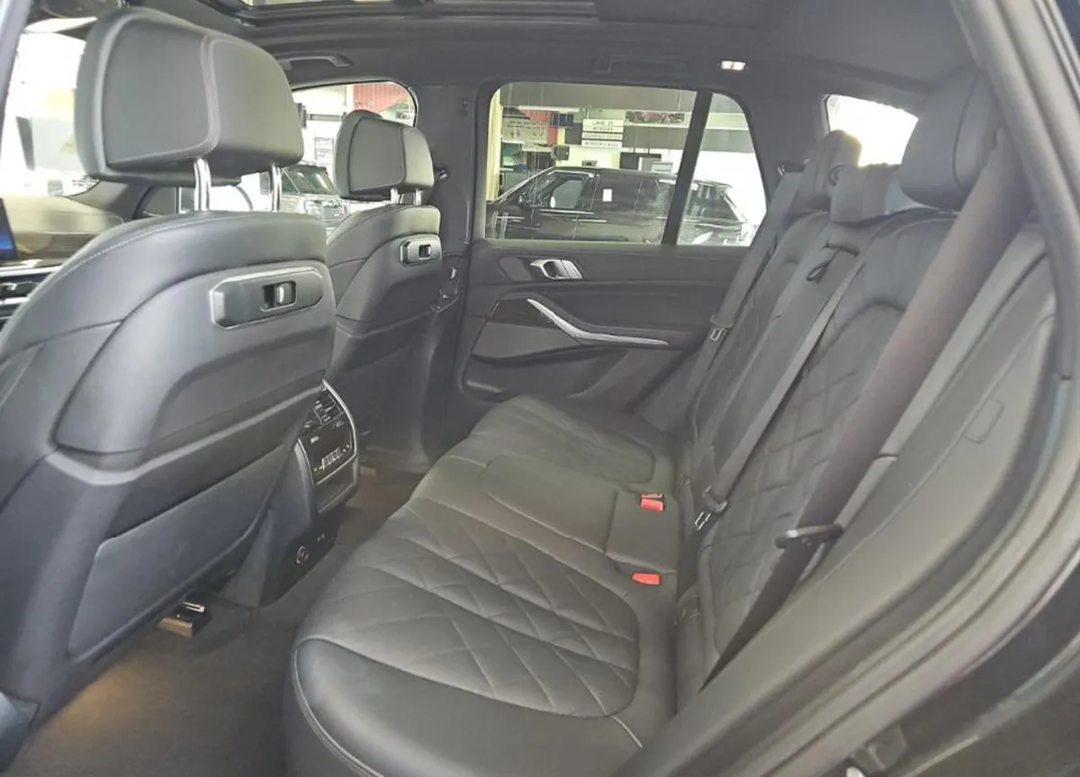 BMW X5 SPORTS ACTIVITY VEHICLE 2023