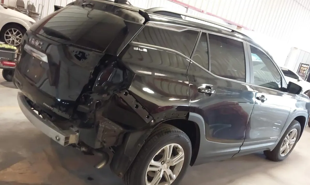 GMC TERRAIN ЧЕРНЫЙ КУЗОВ ТКАНЕВЫЙ САЛОН КЛИМАТ-КОНТРОЛЬ КНОПКА ЗАПУСКА БЕСКЛЮЧЕВОЙ ДОСТУП КАМЕРА ЗАДНЕГО ВИДА ЛИ 2022