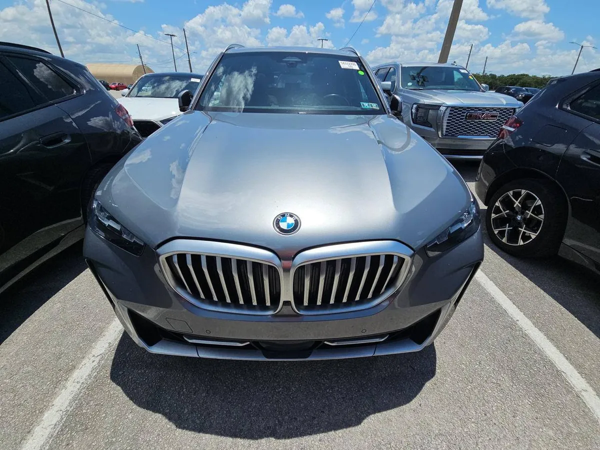 BMW X5 SPORTS ACTIVITY VEHICLE 2024