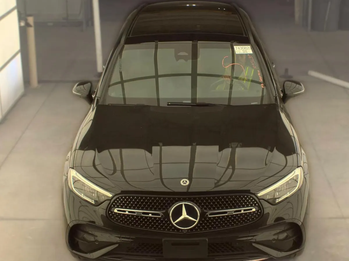 MERCEDES-BENZ GLC 300 2023