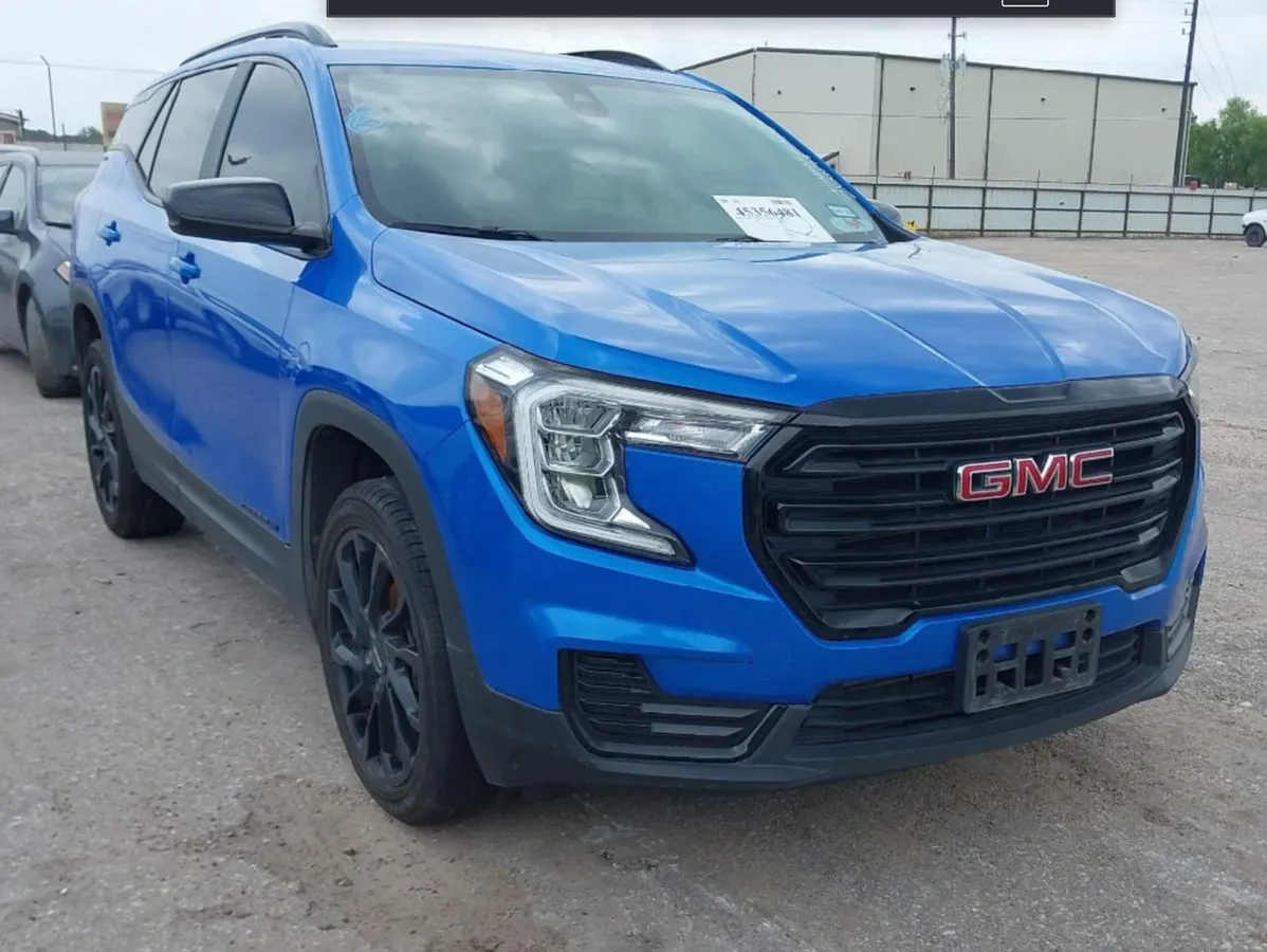 GMC TERRAIN SLE. КЛИМАТ-КОНТРОЛЬ БЕСКЛЮЧЕВОЙ ДОСТУП КНОПКА ЗАПУСКА СОВРЕМЕННАЯ МУЛЬТИМЕДИА-СИСТЕМА КАМЕРА ЗАДНЕГ 2024