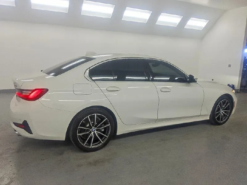 BMW 330I 2021