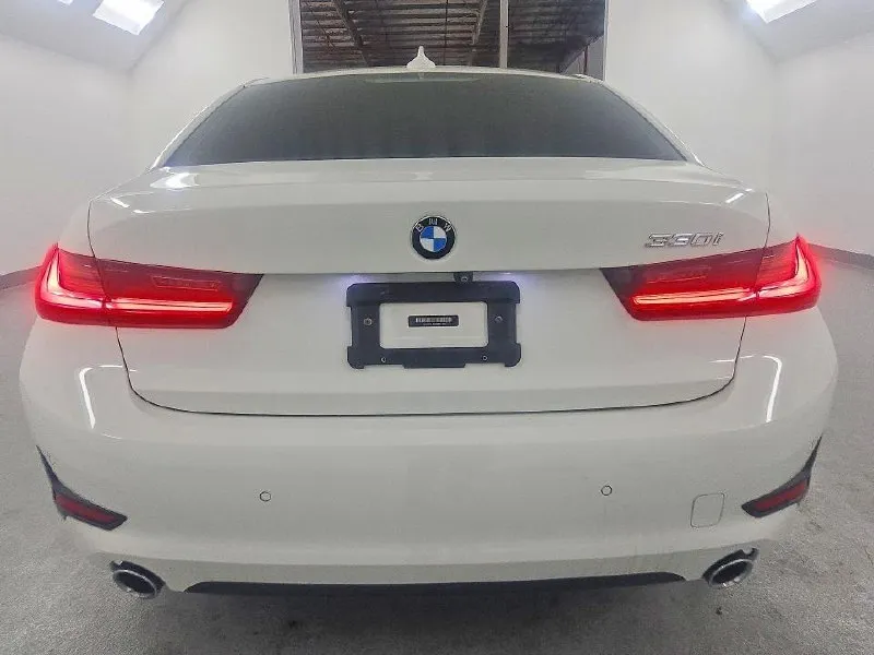 BMW 330I 2021