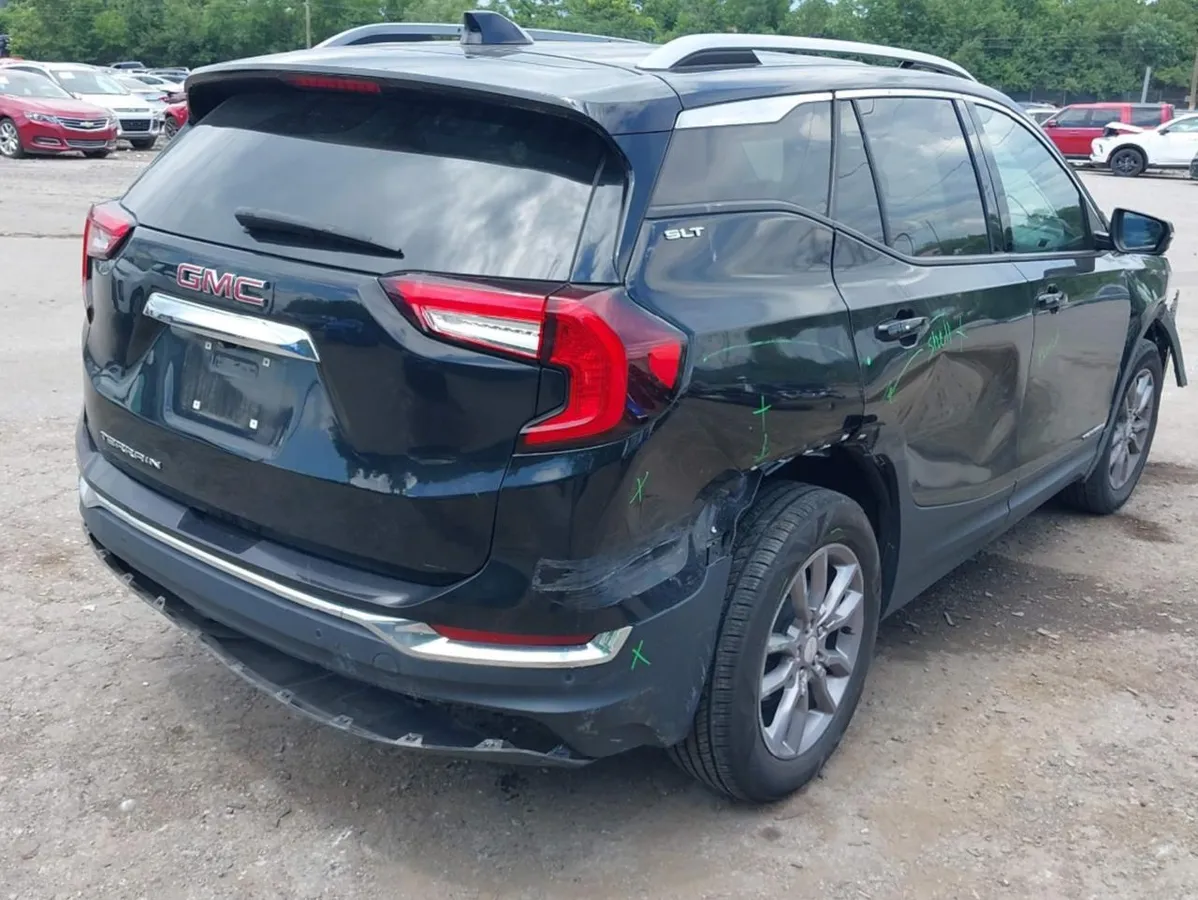 GMC TERRAIN SLT ЧЕРНЫЙ КУЗОВ КОЖАНЫЙ САЛОН 2023