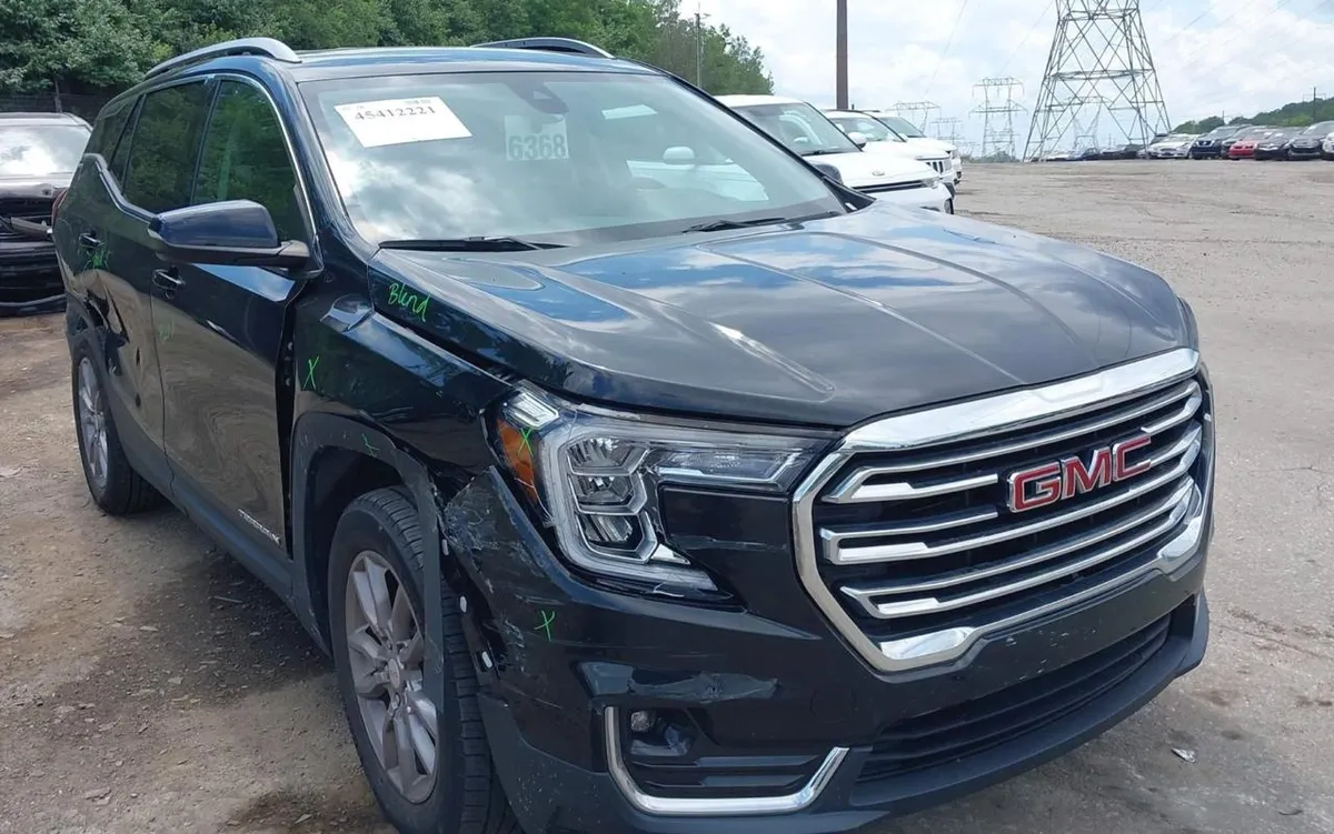 GMC TERRAIN SLT ЧЕРНЫЙ КУЗОВ КОЖАНЫЙ САЛОН 2023