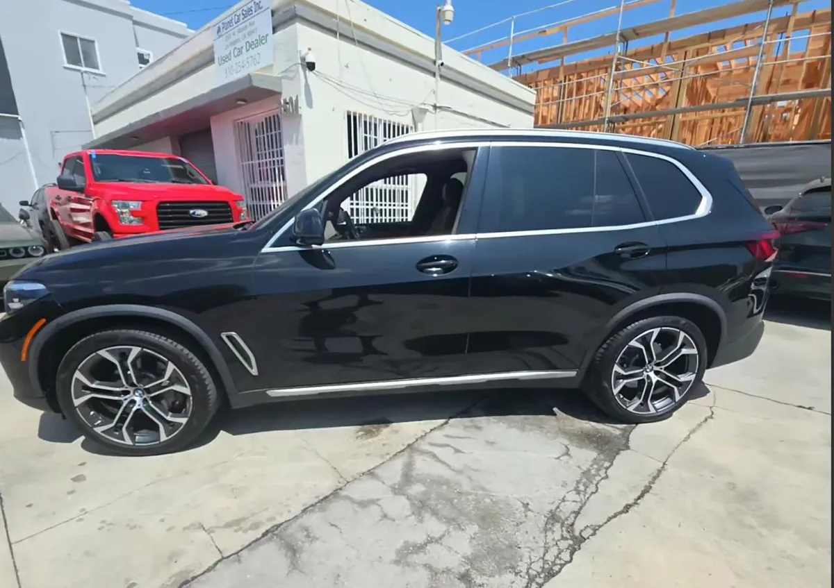 BMW X5 2023