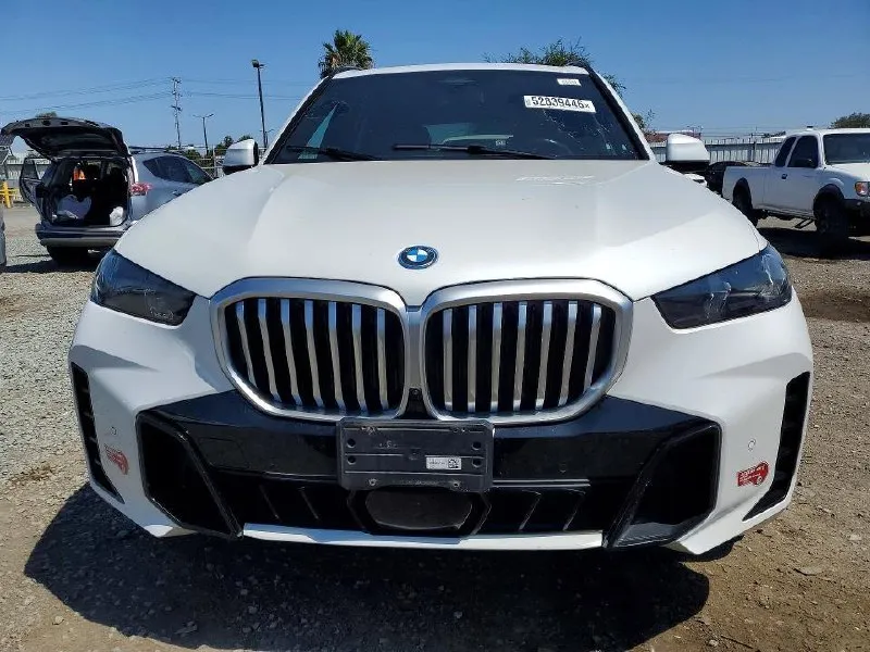 BMW X5 XDRIVE50E 2023