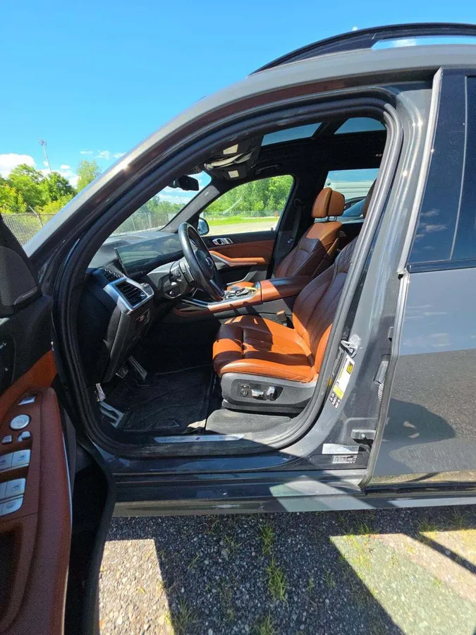 BMW X7 ТЕХНОЛОГИЧНЫЙ 2023