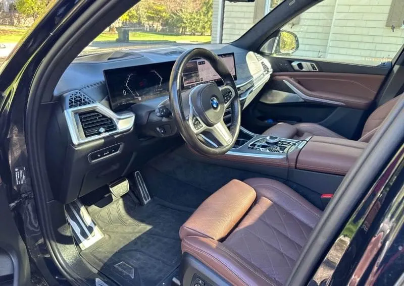BMW X7 М-ПАКЕТ 2024