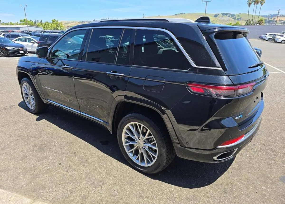 JEEP GRAND CHEROKEE 4XE SUMMIT 2022