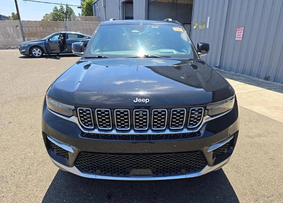 JEEP GRAND CHEROKEE 4XE SUMMIT 2022