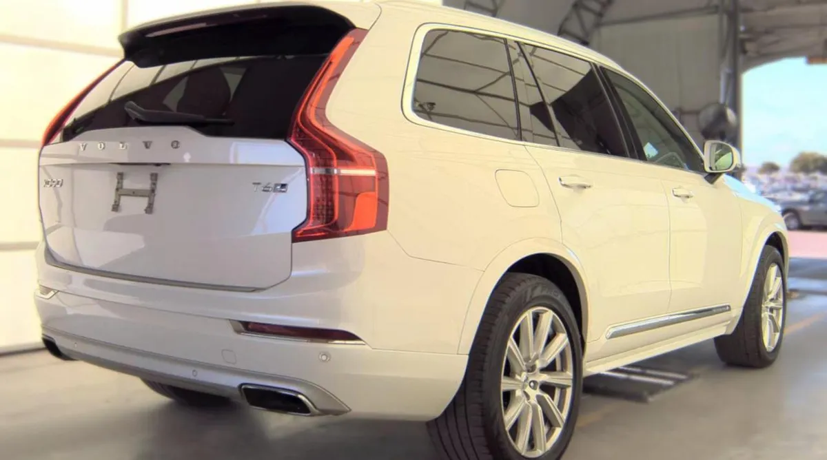 VOLVO XC90 INSCRIPTION. КОРИЧНЕВЫЙ КОЖАНЫЙ САЛОН 3-Й РЯД СИДЕНИЙ НАВИГАЦИЯ ПАНОРАМНАЯ КРЫША КЛИМАТ-КОНТРОЛЬ С Р 2016