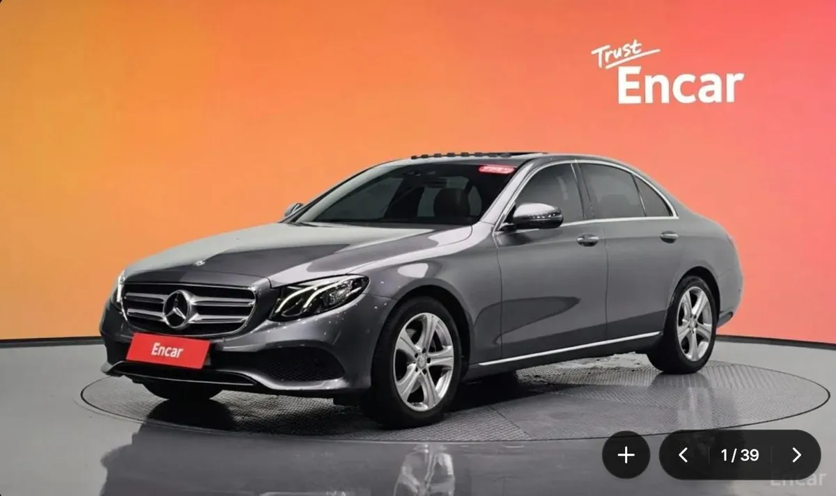 MERCEDES-BENZ E200 AVANTGARDE 2017