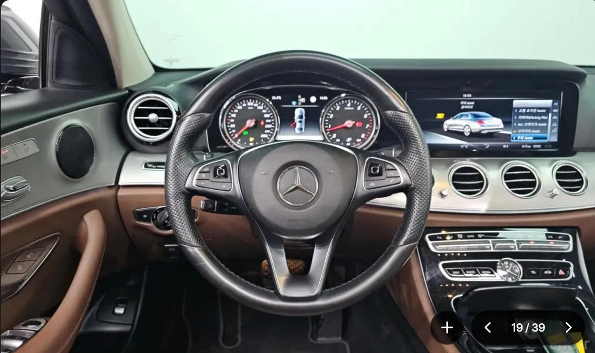 MERCEDES-BENZ E200 AVANTGARDE 2017