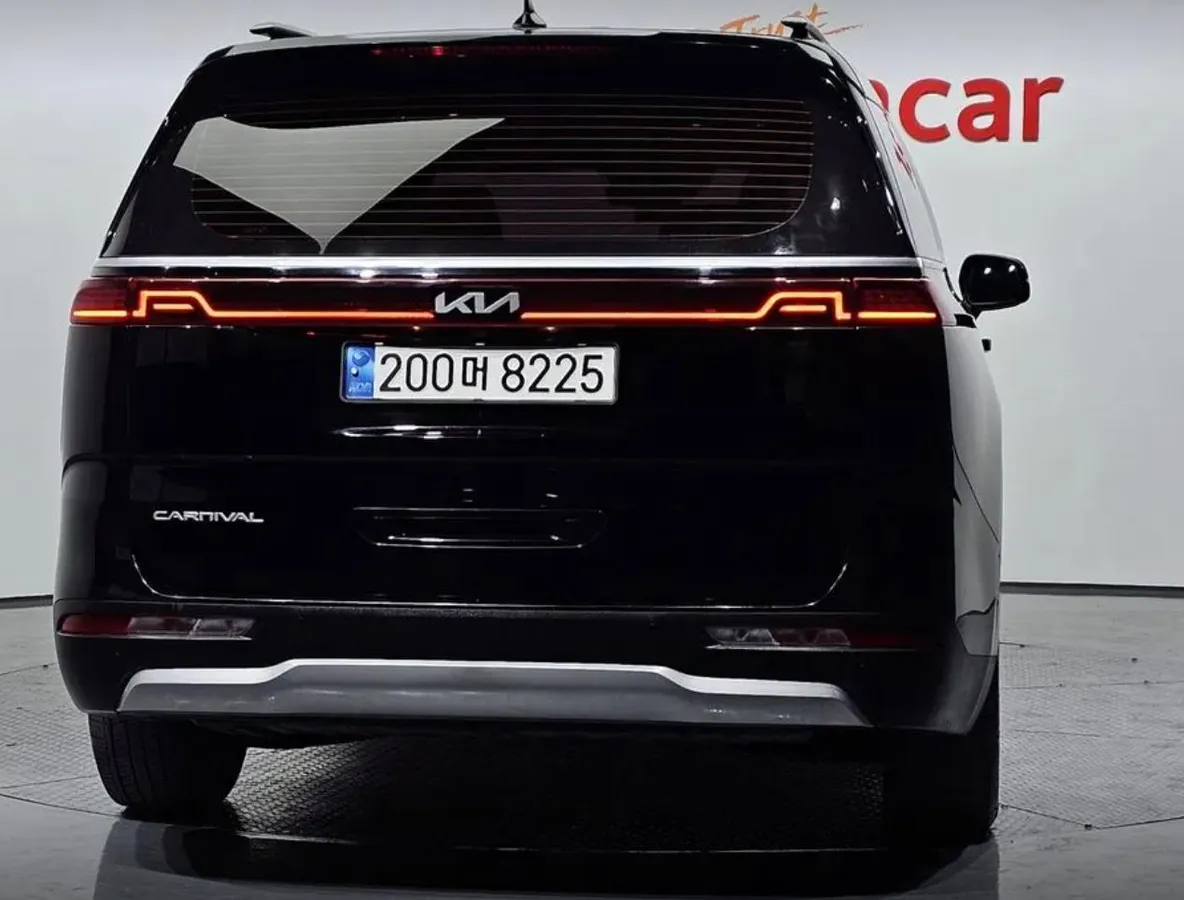 KIA CARNIVAL PRESTIGE 2021