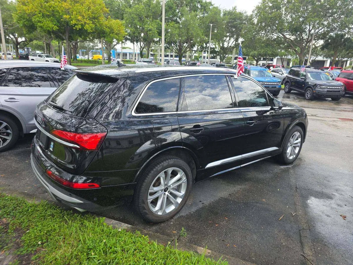 AUDI Q7 PREMIUM 2025