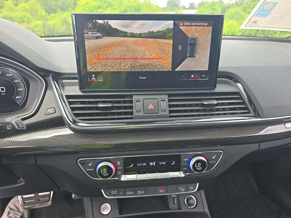 AUDI SQ5 ДИНАМИЧНЫЙ 2023