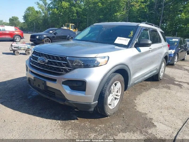 FORD EXPLORER XLT 2022