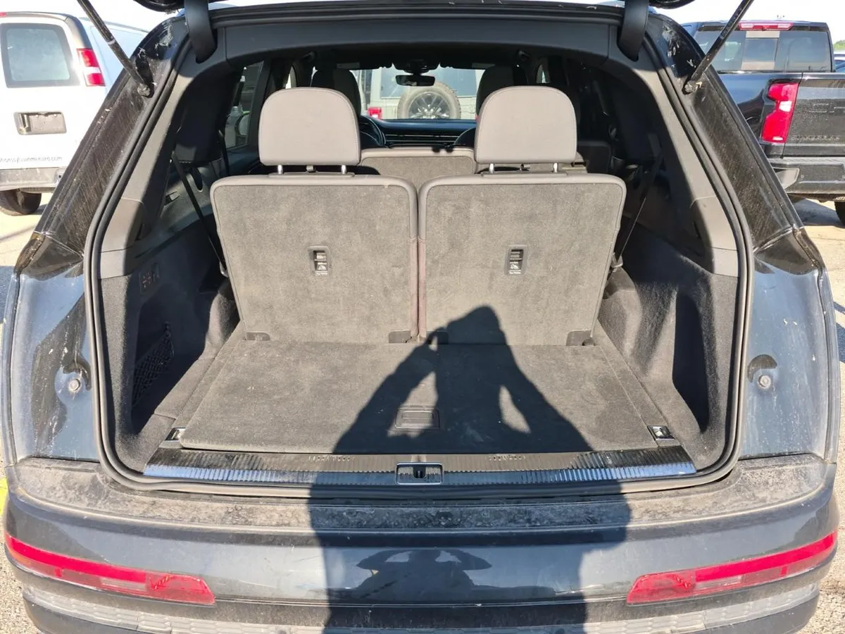 AUDI Q7 KOMFORT 2022