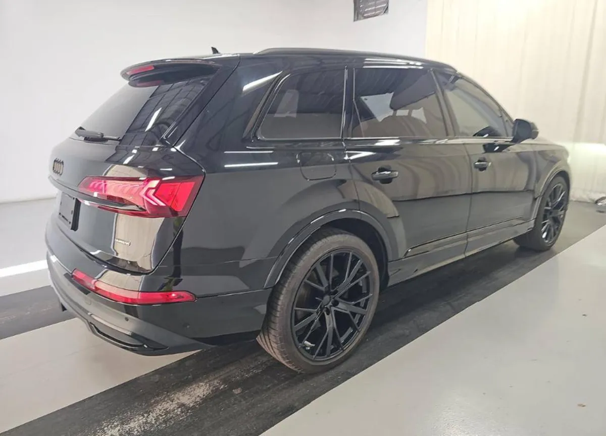 AUDI Q7 PRESTIGE 2023