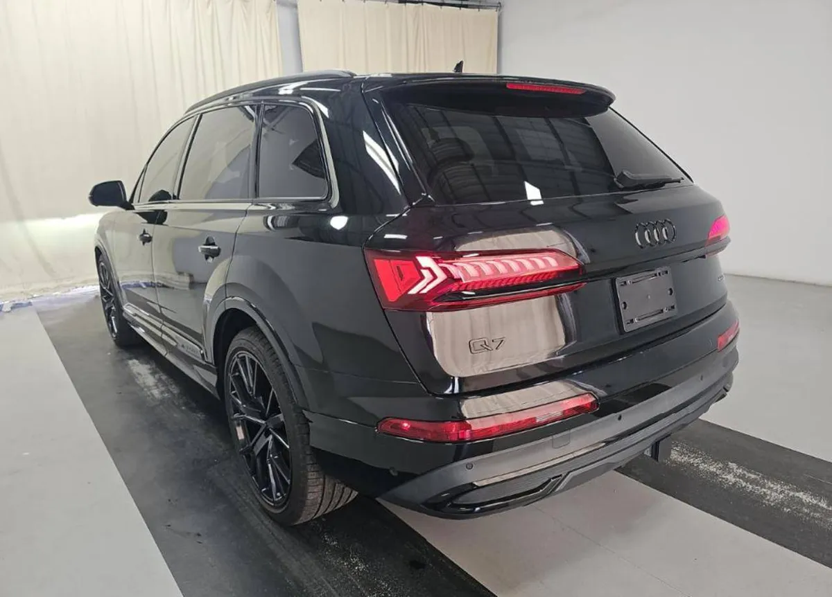 AUDI Q7 PRESTIGE 2023