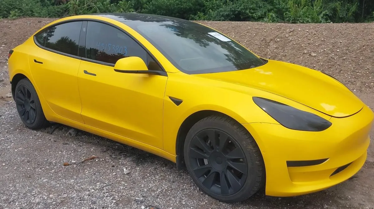 TESLA MODEL 3 SR+ ( ПАНОРАМА АВТОПИЛОТ КОЖАНЫЙ САЛОН ОБНОВЛЕННАЯ КОНСОЛЬ) 2021