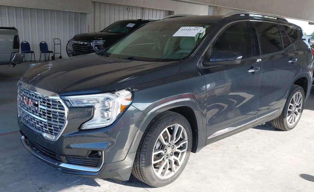 GMC TERRAIN DENALI 2022