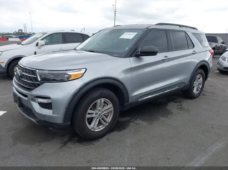 FORD EXPLORER XLT 2023