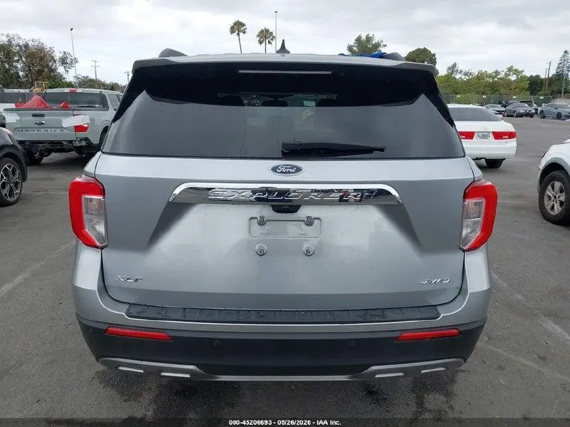 FORD EXPLORER XLT 2023