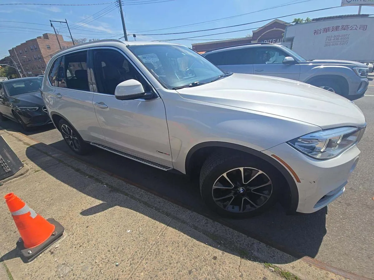 BMW X5 SPORTS ACTIVITY VEHICLE 2017