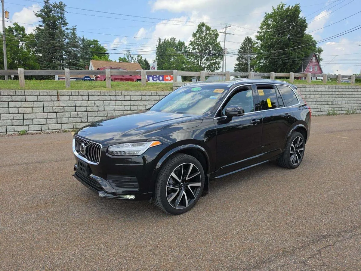 VOLVO XC90 T6 MOMENTUM 2022