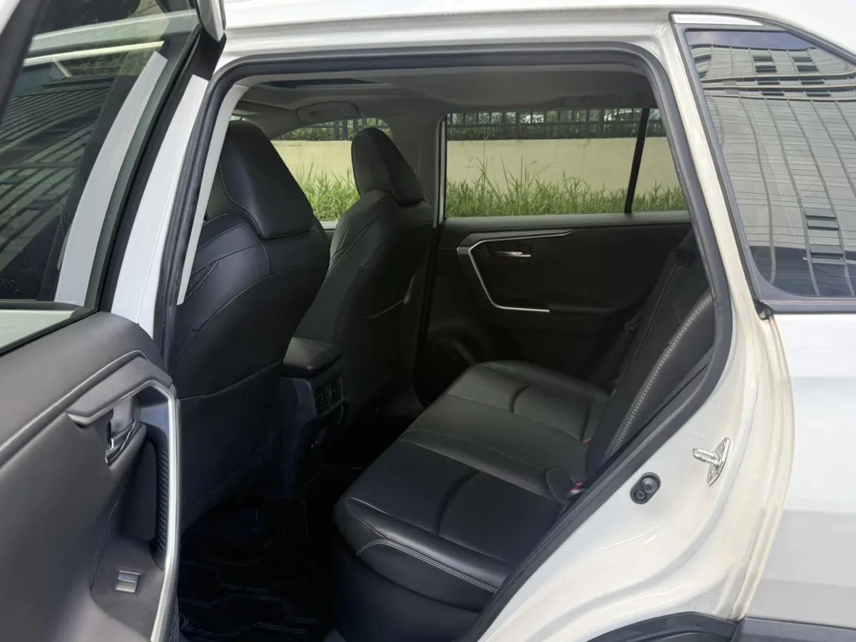 TOYOTA RAV4 2022