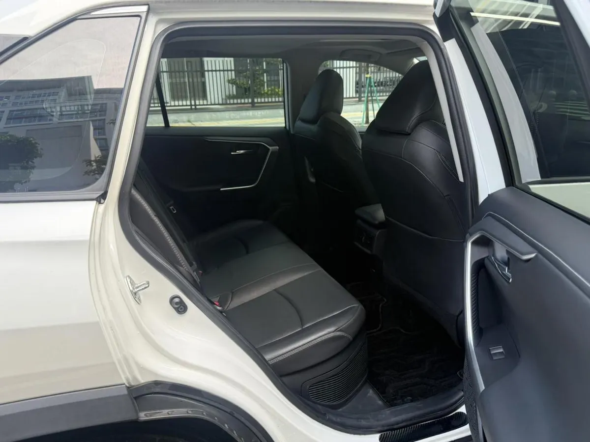 TOYOTA RAV4 2022