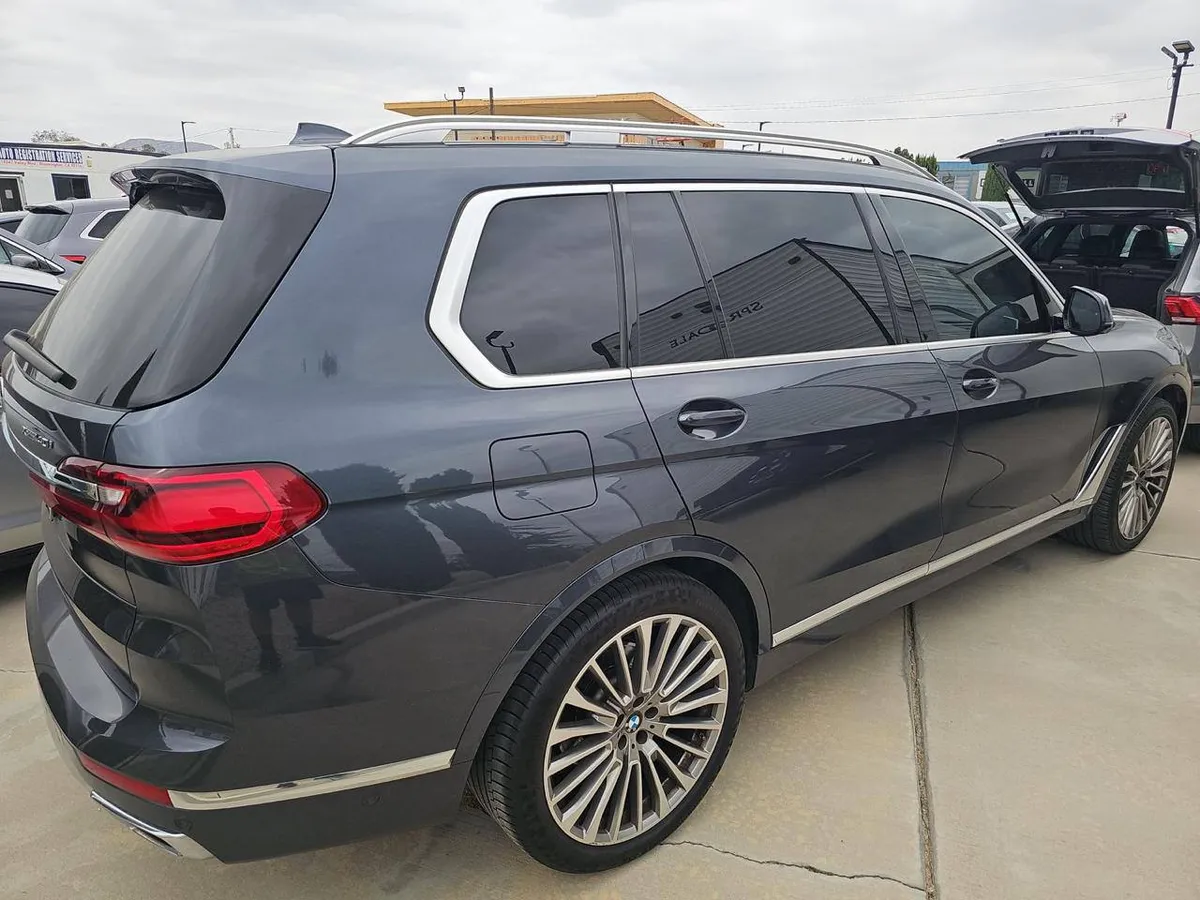 BMW X7 SPORTS ACTIVITY VEHICLE 2022